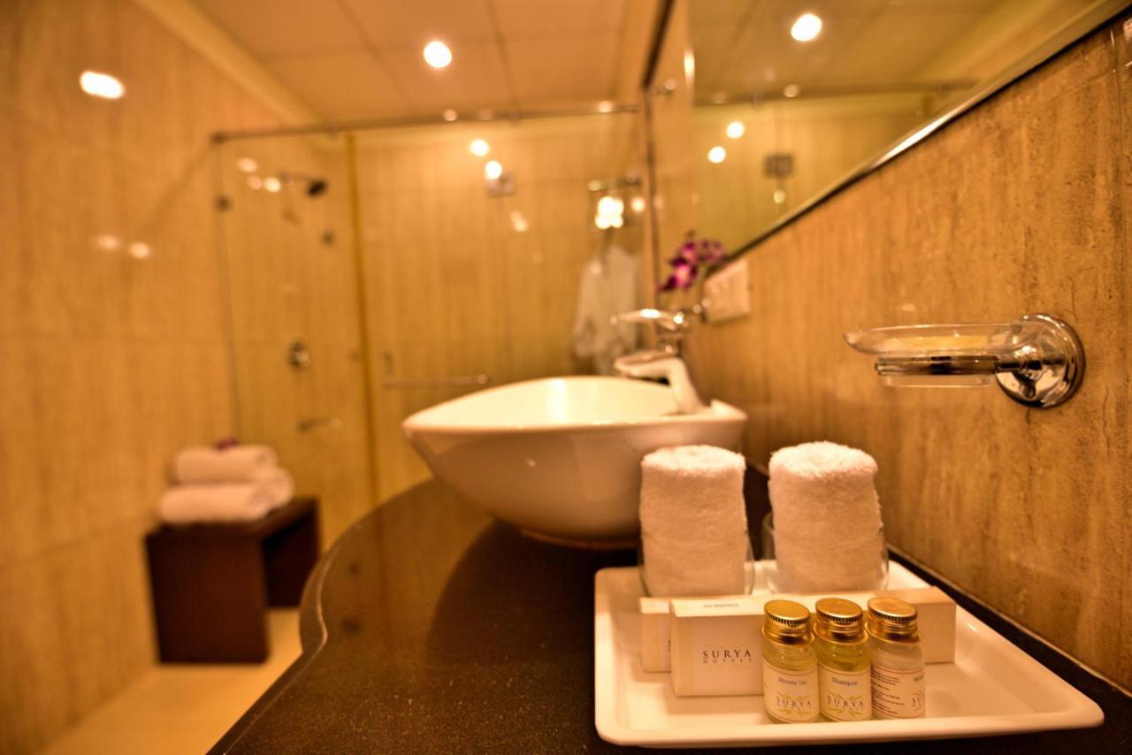 Hotel Surya Plaza Kota  Ngoại thất bức ảnh